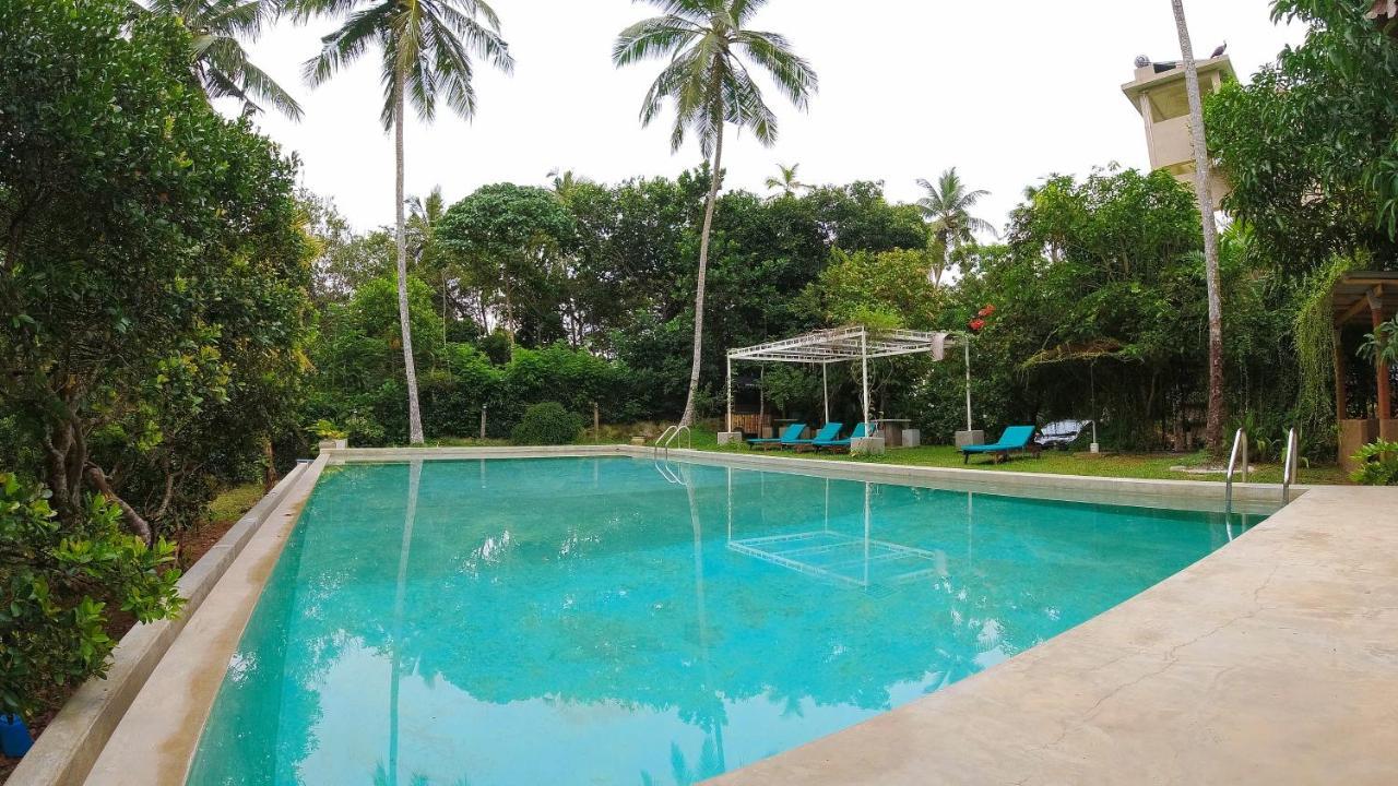 Esprit D'Ici Hotel Mirissa Ngoại thất bức ảnh
